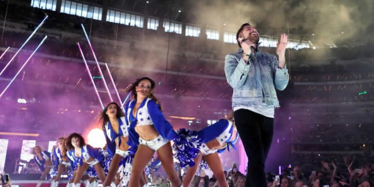 Thanksgiving day halftime shows